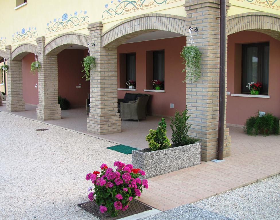 Agriturismo Ai Laghi Pocenia Exterior photo